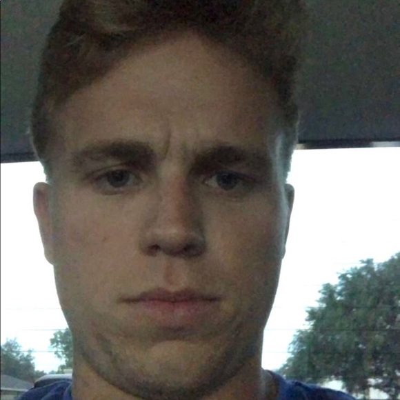 Meet your Posher, Alex - Picture 1 of 1